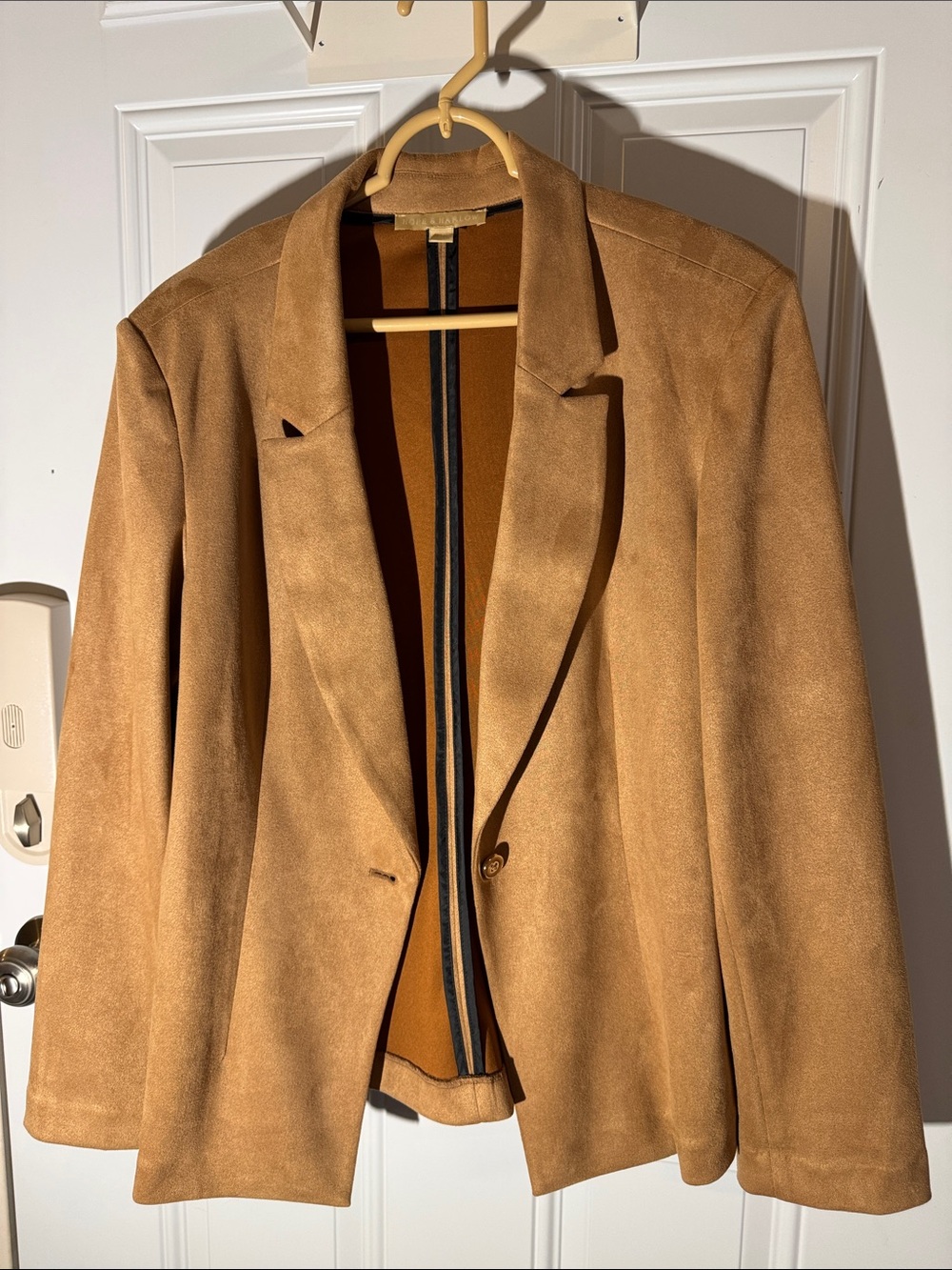 Women's Single-Button Suede Blazer Jacket in Tan